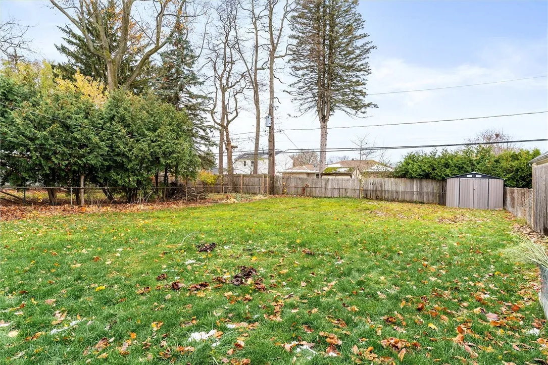 227 Walzer Road, Irondequoit, New York 14622, Irondequoit, New York 14622, 3 Bedrooms Bedrooms, 7 Rooms Rooms,1 BathroomBathrooms,Residential,For Sale,227 Walzer Road, Irondequoit, New York 14622,0,R1648227