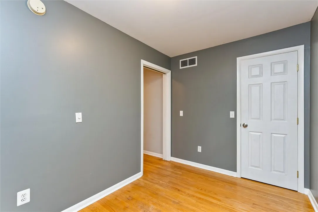 227 Walzer Road, Irondequoit, New York 14622, Irondequoit, New York 14622, 3 Bedrooms Bedrooms, 7 Rooms Rooms,1 BathroomBathrooms,Residential,For Sale,227 Walzer Road, Irondequoit, New York 14622,0,R1648227