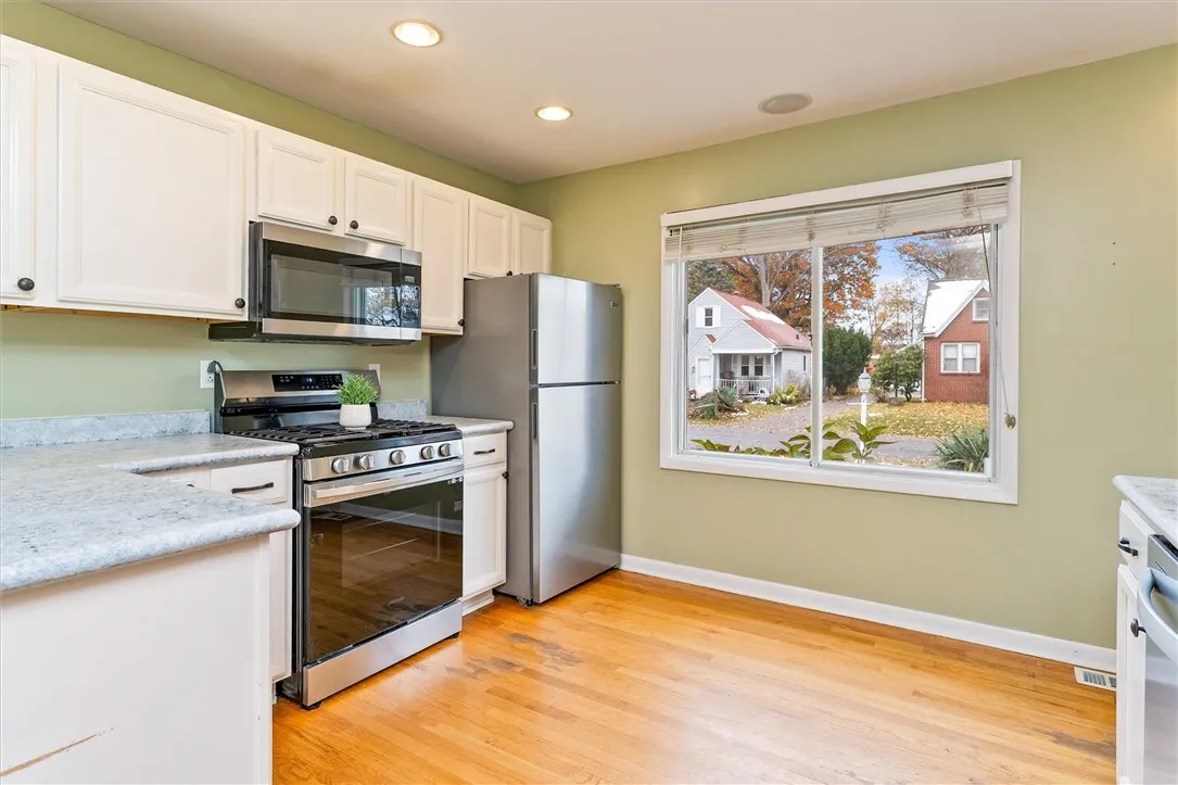 227 Walzer Road, Irondequoit, New York 14622, Irondequoit, New York 14622, 3 Bedrooms Bedrooms, 7 Rooms Rooms,1 BathroomBathrooms,Residential,For Sale,227 Walzer Road, Irondequoit, New York 14622,0,R1648227