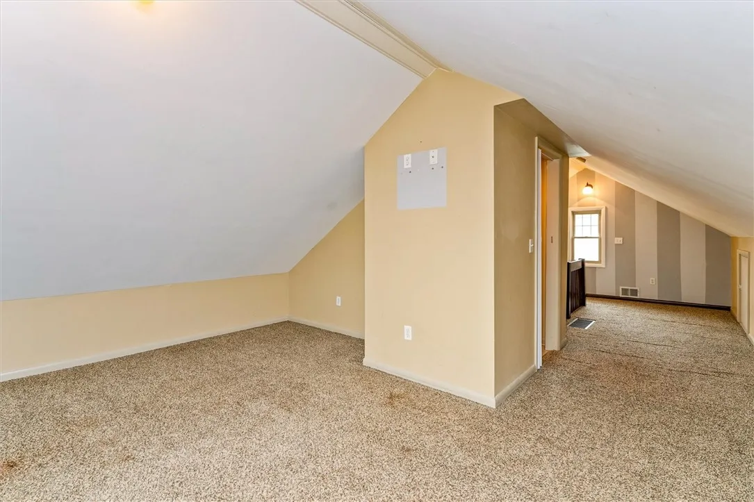 227 Walzer Road, Irondequoit, New York 14622, Irondequoit, New York 14622, 3 Bedrooms Bedrooms, 7 Rooms Rooms,1 BathroomBathrooms,Residential,For Sale,227 Walzer Road, Irondequoit, New York 14622,0,R1648227