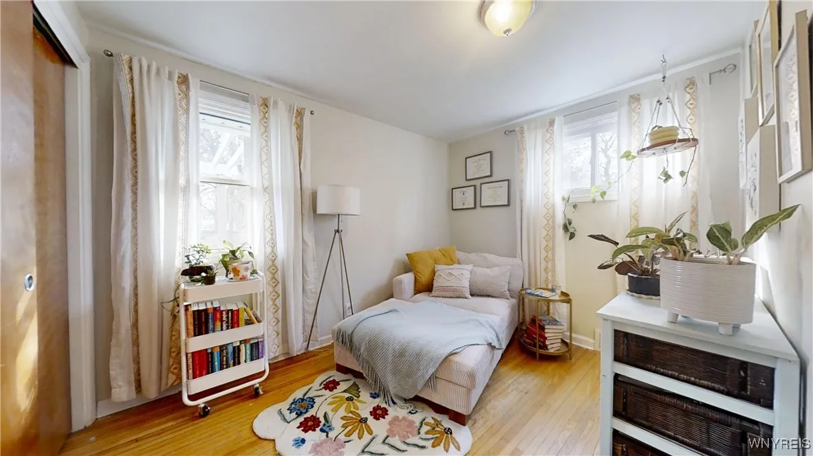 1364 Ellicott Creek Road, Tonawanda, New York 1415, Tonawanda, New York 14150, 4 Bedrooms Bedrooms, 7 Rooms Rooms,2 BathroomsBathrooms,Residential,For Sale,1364 Ellicott Creek Road, Tonawanda, New York 1415,0,B1650578