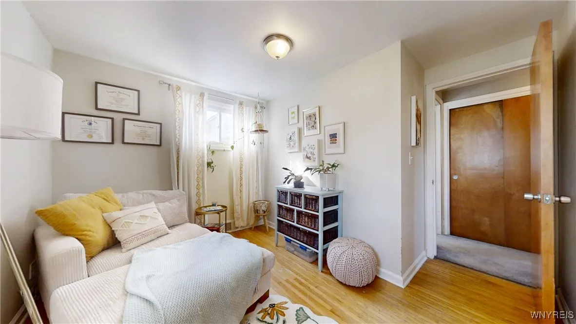 1364 Ellicott Creek Road, Tonawanda, New York 1415, Tonawanda, New York 14150, 4 Bedrooms Bedrooms, 7 Rooms Rooms,2 BathroomsBathrooms,Residential,For Sale,1364 Ellicott Creek Road, Tonawanda, New York 1415,0,B1650578