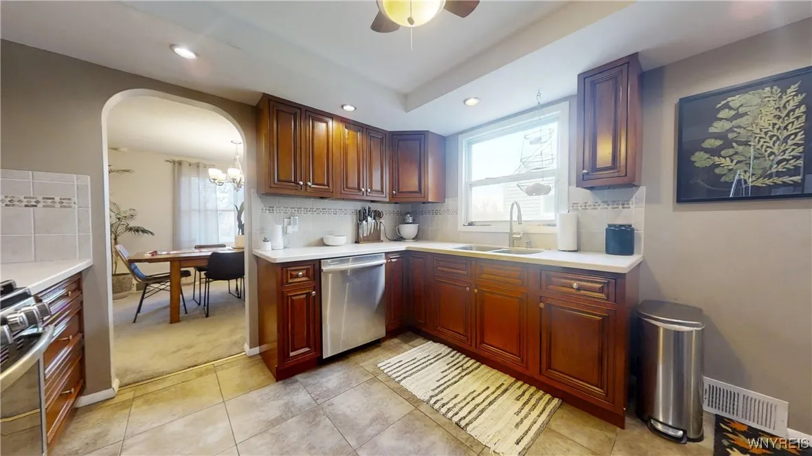 1364 Ellicott Creek Road, Tonawanda, New York 1415, Tonawanda, New York 14150, 4 Bedrooms Bedrooms, 7 Rooms Rooms,2 BathroomsBathrooms,Residential,For Sale,1364 Ellicott Creek Road, Tonawanda, New York 1415,0,B1650578