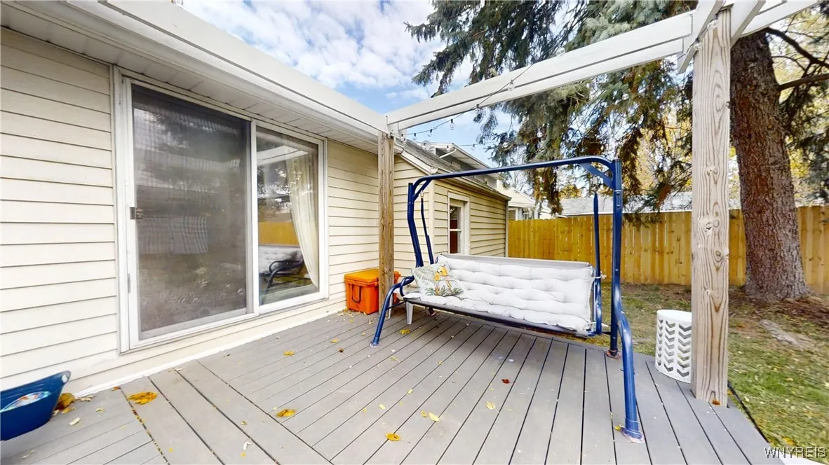 1364 Ellicott Creek Road, Tonawanda, New York 1415, Tonawanda, New York 14150, 4 Bedrooms Bedrooms, 7 Rooms Rooms,2 BathroomsBathrooms,Residential,For Sale,1364 Ellicott Creek Road, Tonawanda, New York 1415,0,B1650578