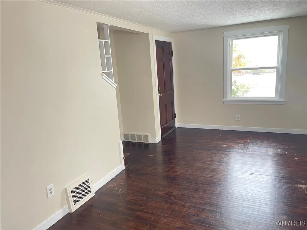 170 Mayville Avenue, Tonawanda, New York 14217, Tonawanda, New York 14217, 4 Bedrooms Bedrooms, ,2 BathroomsBathrooms,Residential,For Sale,170 Mayville Avenue, Tonawanda, New York 14217,0,B1650586