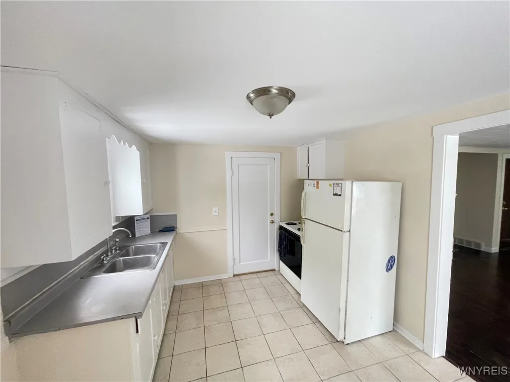 170 Mayville Avenue, Tonawanda, New York 14217, Tonawanda, New York 14217, 4 Bedrooms Bedrooms, ,2 BathroomsBathrooms,Residential,For Sale,170 Mayville Avenue, Tonawanda, New York 14217,0,B1650586