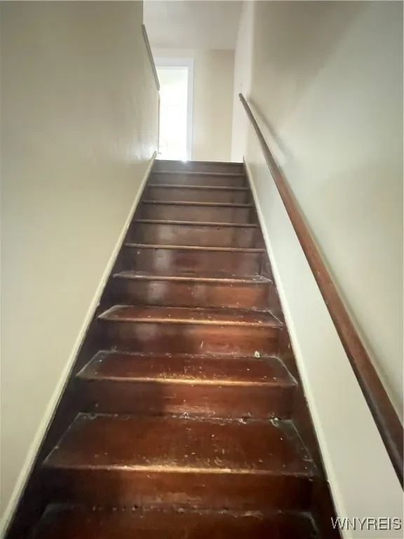 170 Mayville Avenue, Tonawanda, New York 14217, Tonawanda, New York 14217, 4 Bedrooms Bedrooms, ,2 BathroomsBathrooms,Residential,For Sale,170 Mayville Avenue, Tonawanda, New York 14217,0,B1650586