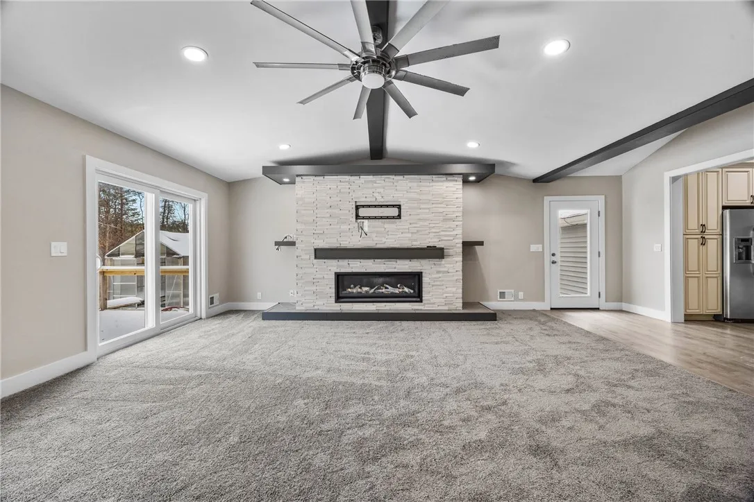 6972 Slocum Road, Ontario, New York 14519, Ontario, New York 14519, 4 Bedrooms Bedrooms, 9 Rooms Rooms,2 BathroomsBathrooms,Residential,For Sale,6972 Slocum Road, Ontario, New York 14519,0,R1650742