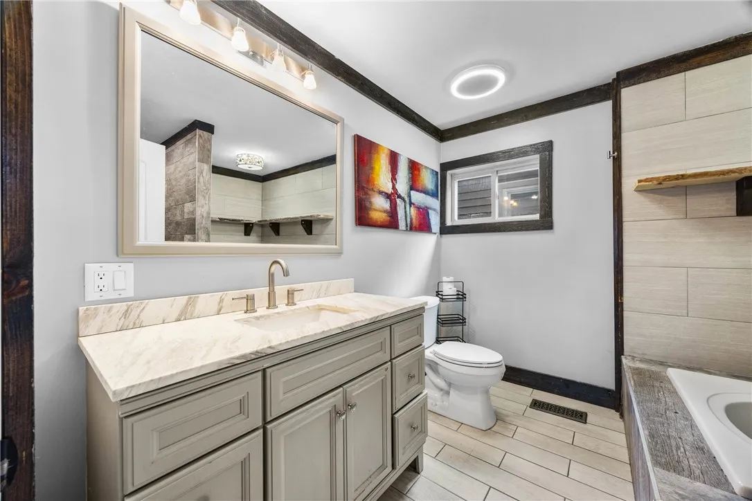 6972 Slocum Road, Ontario, New York 14519, Ontario, New York 14519, 4 Bedrooms Bedrooms, 9 Rooms Rooms,2 BathroomsBathrooms,Residential,For Sale,6972 Slocum Road, Ontario, New York 14519,0,R1650742