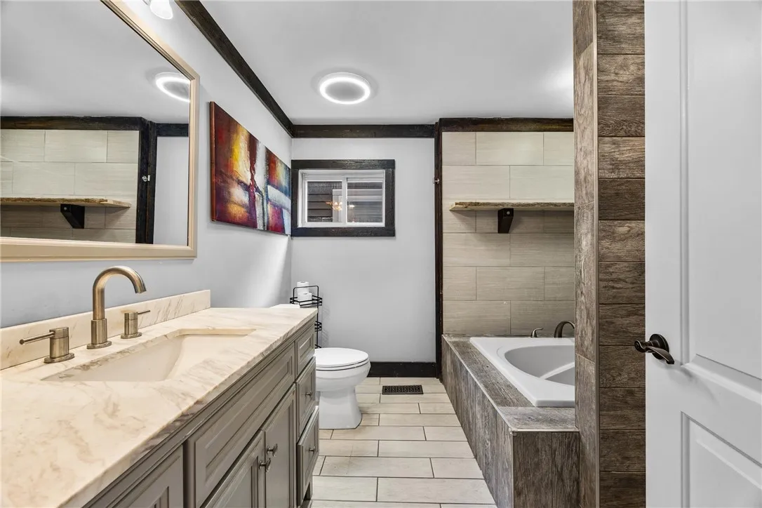 6972 Slocum Road, Ontario, New York 14519, Ontario, New York 14519, 4 Bedrooms Bedrooms, 9 Rooms Rooms,2 BathroomsBathrooms,Residential,For Sale,6972 Slocum Road, Ontario, New York 14519,0,R1650742