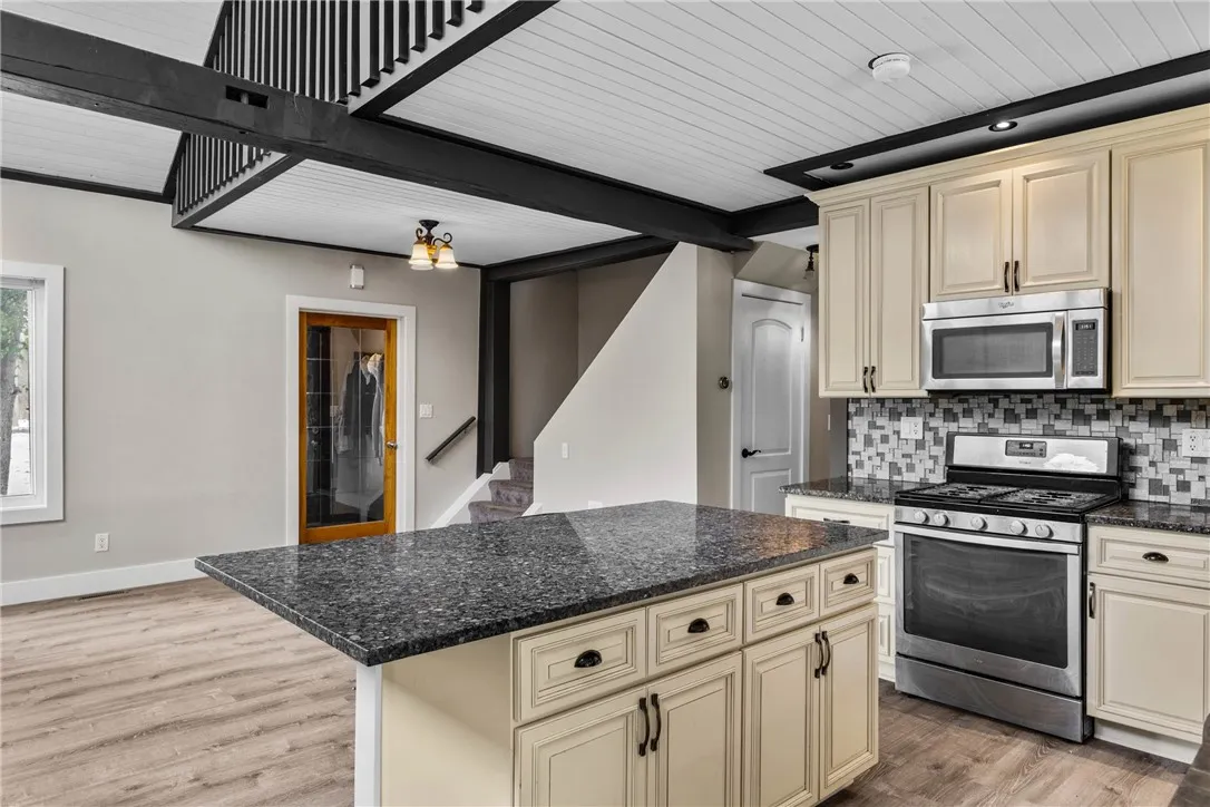 6972 Slocum Road, Ontario, New York 14519, Ontario, New York 14519, 4 Bedrooms Bedrooms, 9 Rooms Rooms,2 BathroomsBathrooms,Residential,For Sale,6972 Slocum Road, Ontario, New York 14519,0,R1650742