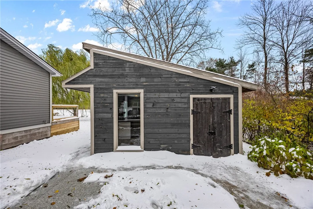 6972 Slocum Road, Ontario, New York 14519, Ontario, New York 14519, 4 Bedrooms Bedrooms, 9 Rooms Rooms,2 BathroomsBathrooms,Residential,For Sale,6972 Slocum Road, Ontario, New York 14519,0,R1650742