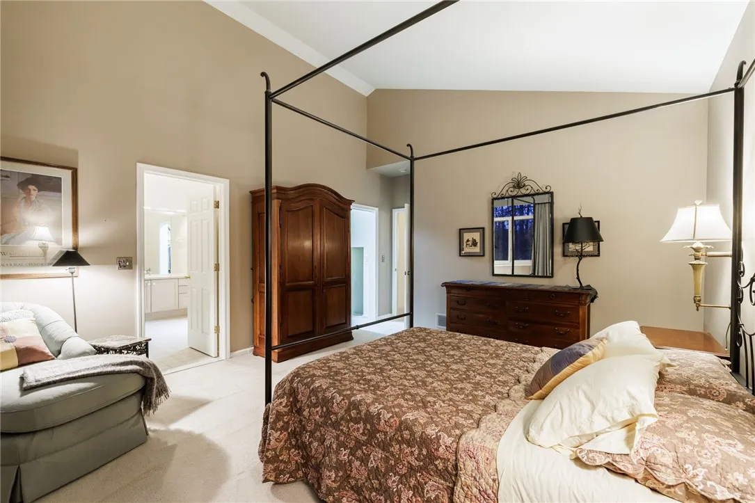12 Bristol View Drive, Perinton, New York 14450, Perinton, New York 14450, 2 Bedrooms Bedrooms, 9 Rooms Rooms,2 BathroomsBathrooms,Residential,For Sale,12 Bristol View Drive, Perinton, New York 14450,0,R1650545
