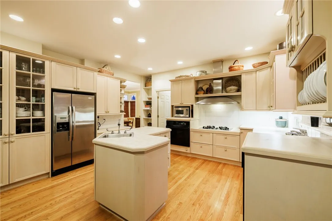 12 Bristol View Drive, Perinton, New York 14450, Perinton, New York 14450, 2 Bedrooms Bedrooms, 9 Rooms Rooms,2 BathroomsBathrooms,Residential,For Sale,12 Bristol View Drive, Perinton, New York 14450,0,R1650545