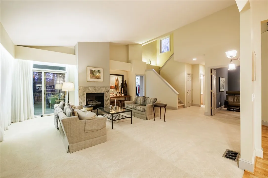 12 Bristol View Drive, Perinton, New York 14450, Perinton, New York 14450, 2 Bedrooms Bedrooms, 9 Rooms Rooms,2 BathroomsBathrooms,Residential,For Sale,12 Bristol View Drive, Perinton, New York 14450,0,R1650545