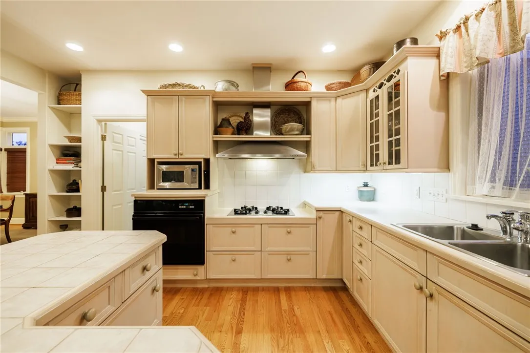 12 Bristol View Drive, Perinton, New York 14450, Perinton, New York 14450, 2 Bedrooms Bedrooms, 9 Rooms Rooms,2 BathroomsBathrooms,Residential,For Sale,12 Bristol View Drive, Perinton, New York 14450,0,R1650545