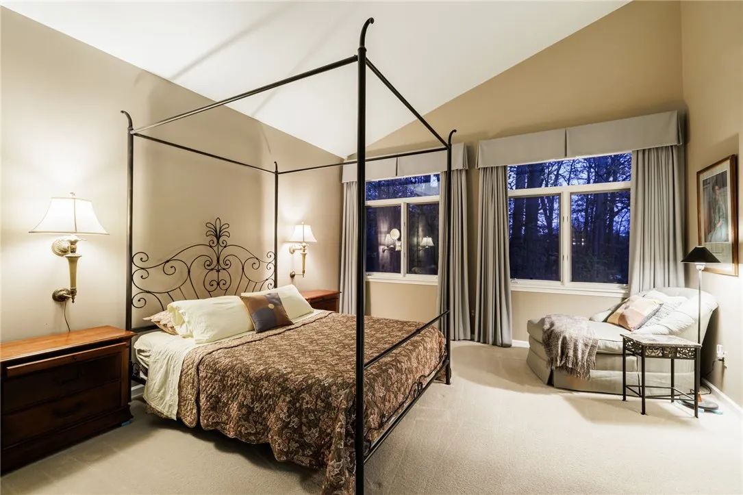 12 Bristol View Drive, Perinton, New York 14450, Perinton, New York 14450, 2 Bedrooms Bedrooms, 9 Rooms Rooms,2 BathroomsBathrooms,Residential,For Sale,12 Bristol View Drive, Perinton, New York 14450,0,R1650545