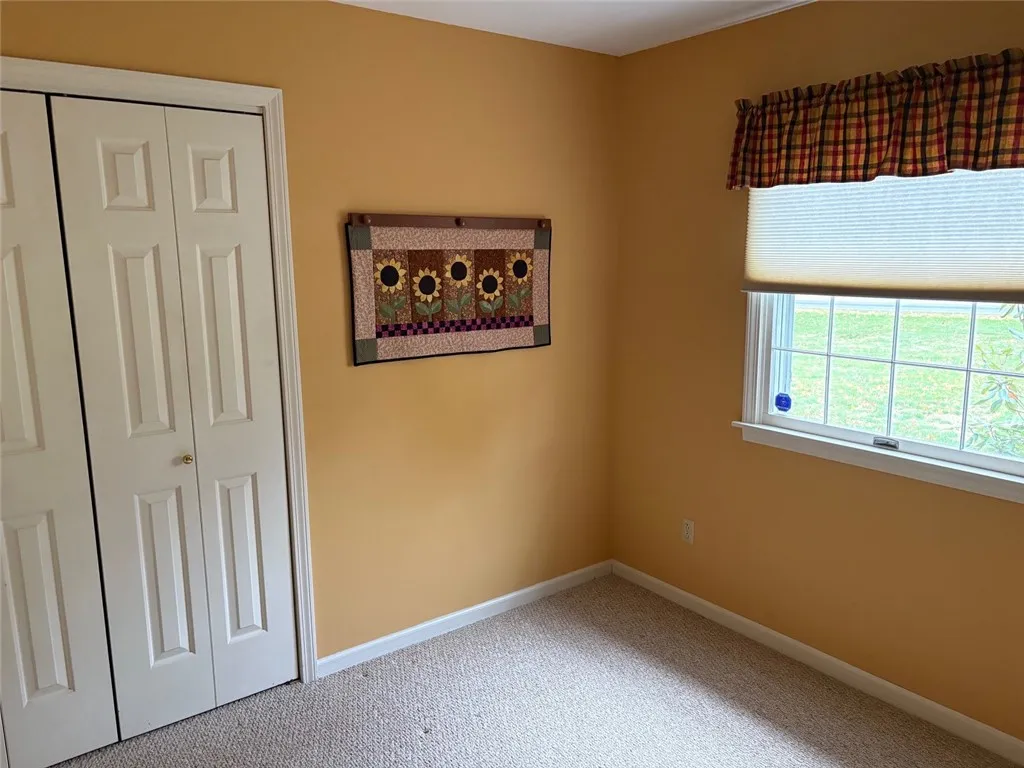 1010 Strong Road, Victor, New York 14564, Victor, New York 14564, 3 Bedrooms Bedrooms, 6 Rooms Rooms,2 BathroomsBathrooms,Residential,For Sale,1010 Strong Road, Victor, New York 14564,0,R1650645