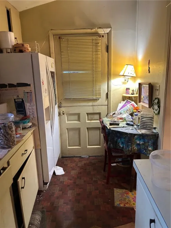 282 Winchester Street, Rochester, New York 14615, Rochester, New York 14615, 2 Bedrooms Bedrooms, 4 Rooms Rooms,1 BathroomBathrooms,Residential,For Sale,282 Winchester Street, Rochester, New York 14615,0,R1650579