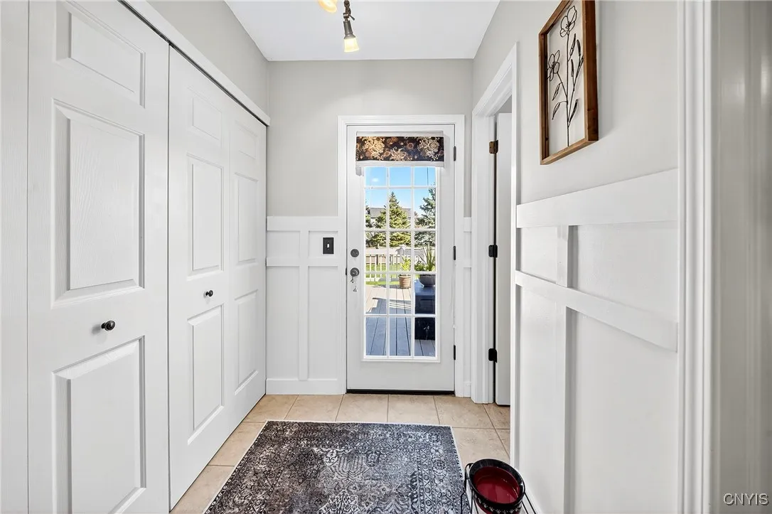 8336 Moyer Carriage, Cicero, New York 13039, Cicero, New York 13039, 5 Bedrooms Bedrooms, 10 Rooms Rooms,2 BathroomsBathrooms,Residential,For Sale,8336 Moyer Carriage, Cicero, New York 13039,0,S1650691