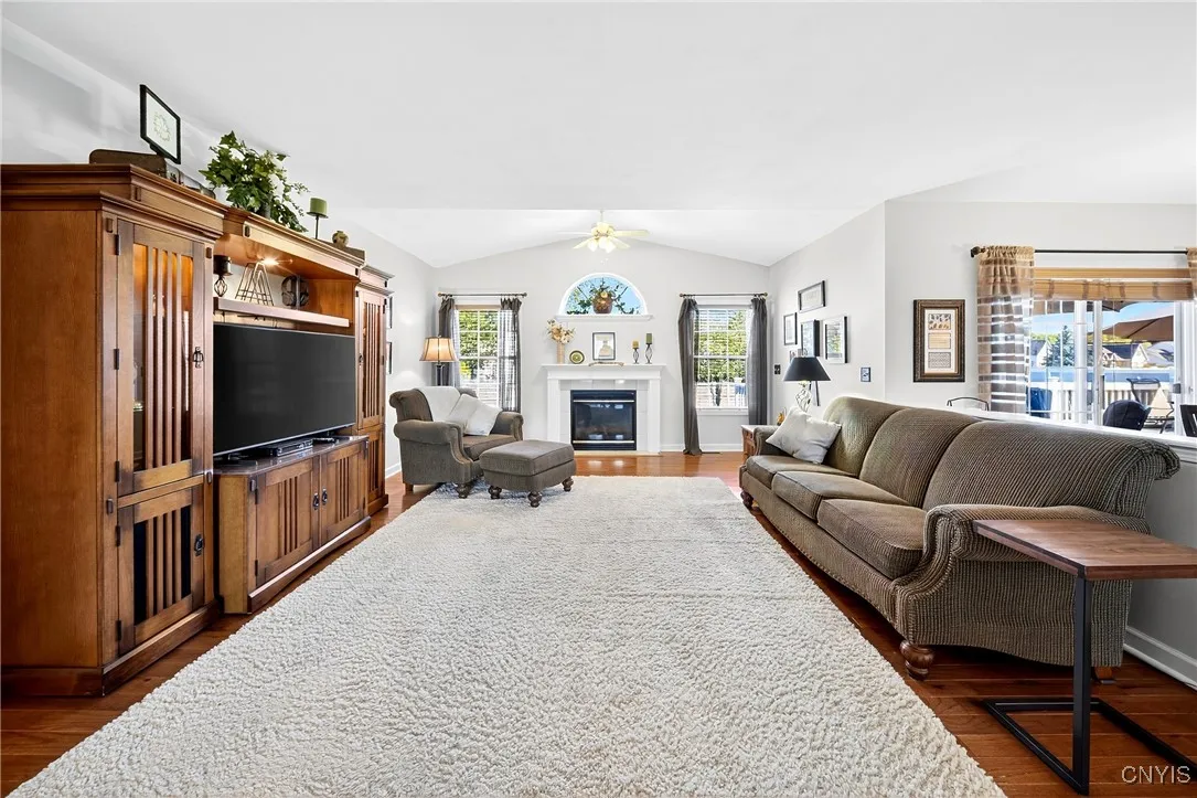 8336 Moyer Carriage, Cicero, New York 13039, Cicero, New York 13039, 5 Bedrooms Bedrooms, 10 Rooms Rooms,2 BathroomsBathrooms,Residential,For Sale,8336 Moyer Carriage, Cicero, New York 13039,0,S1650691