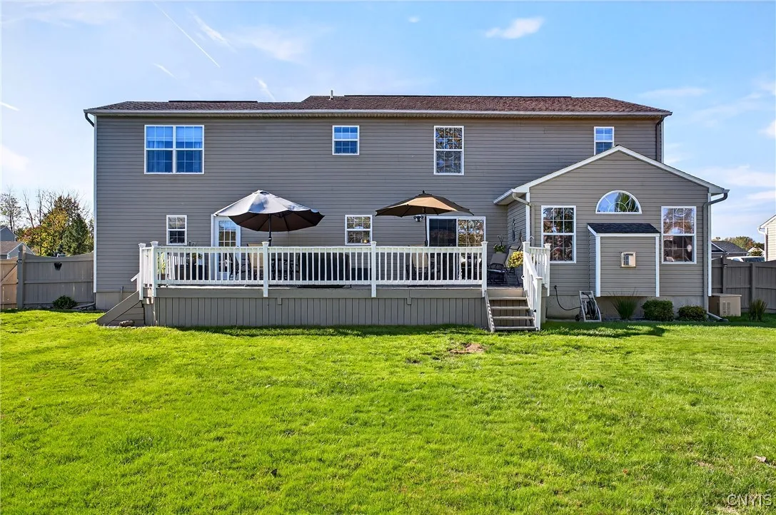 8336 Moyer Carriage, Cicero, New York 13039, Cicero, New York 13039, 5 Bedrooms Bedrooms, 10 Rooms Rooms,2 BathroomsBathrooms,Residential,For Sale,8336 Moyer Carriage, Cicero, New York 13039,0,S1650691