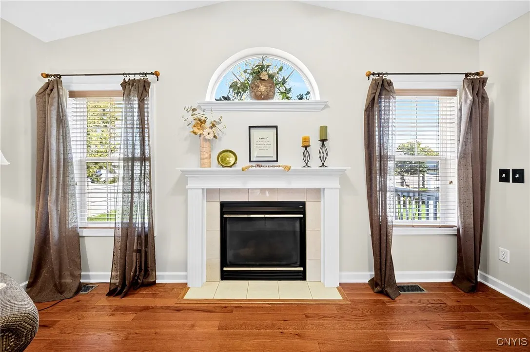 8336 Moyer Carriage, Cicero, New York 13039, Cicero, New York 13039, 5 Bedrooms Bedrooms, 10 Rooms Rooms,2 BathroomsBathrooms,Residential,For Sale,8336 Moyer Carriage, Cicero, New York 13039,0,S1650691