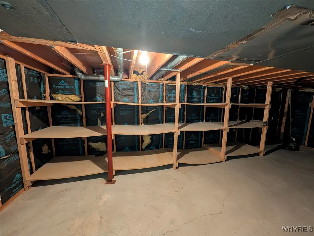 270 Selkirk Drive, North Tonawanda, New York 14120, North Tonawanda, New York 14120, 4 Bedrooms Bedrooms, 9 Rooms Rooms,2 BathroomsBathrooms,Residential Lease,For Rent,270 Selkirk Drive, North Tonawanda, New York 14120,0,B1650657