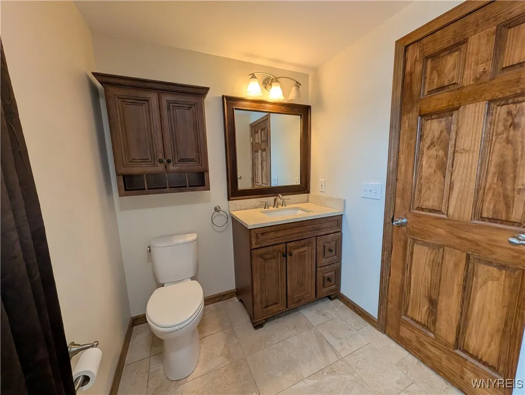 270 Selkirk Drive, North Tonawanda, New York 14120, North Tonawanda, New York 14120, 4 Bedrooms Bedrooms, 9 Rooms Rooms,2 BathroomsBathrooms,Residential Lease,For Rent,270 Selkirk Drive, North Tonawanda, New York 14120,0,B1650657