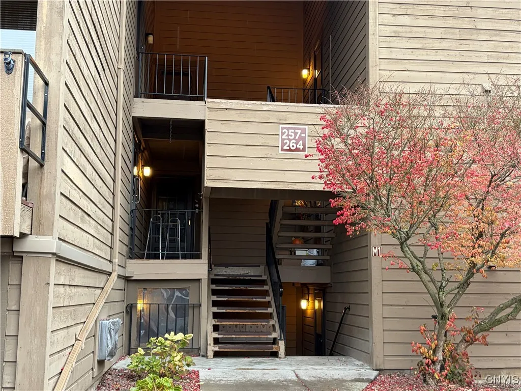 258 Watertree Drive 258, Dewitt, New York 13057, De Witt, New York 13057, 2 Bedrooms Bedrooms, 5 Rooms Rooms,1 BathroomBathrooms,Residential,For Sale,258 Watertree Drive 258, Dewitt, New York 13057,0,S1650551