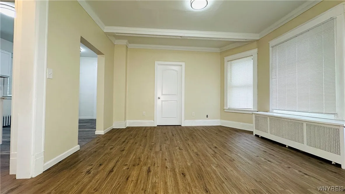 701 Cedar Avenue, Niagara Falls, New York 14301, Niagara Falls, New York 14301, 4 Bedrooms Bedrooms, 9 Rooms Rooms,1 BathroomBathrooms,Residential Lease,For Rent,701 Cedar Avenue, Niagara Falls, New York 14301,0,B1650752