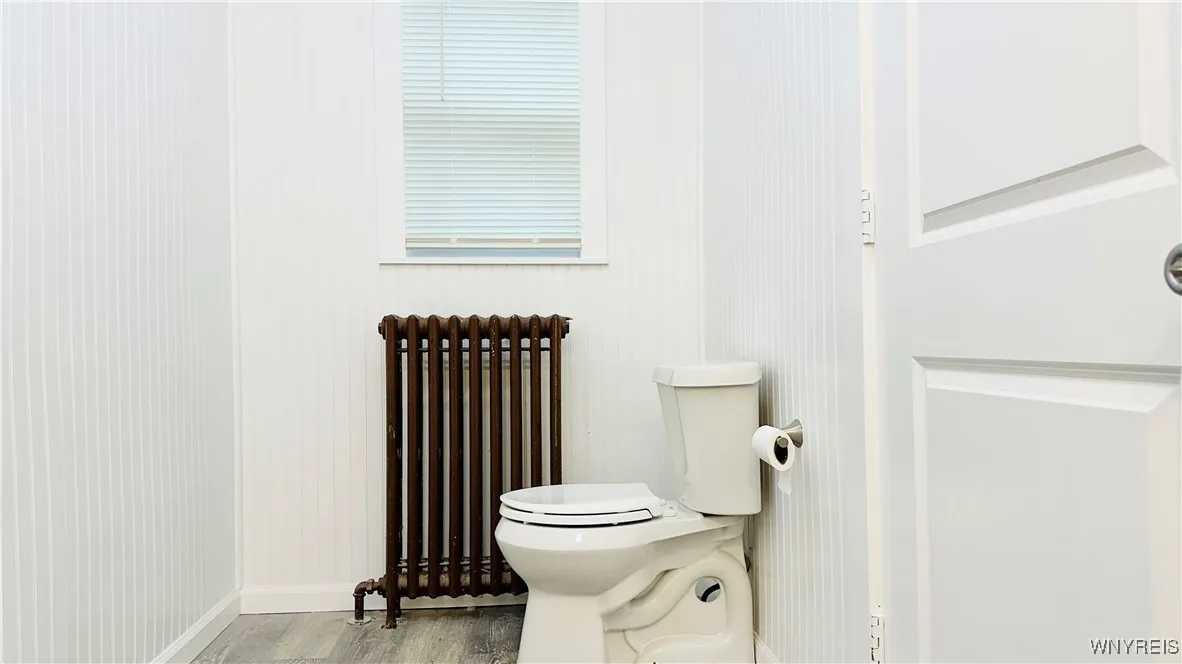 701 Cedar Avenue, Niagara Falls, New York 14301, Niagara Falls, New York 14301, 4 Bedrooms Bedrooms, 9 Rooms Rooms,1 BathroomBathrooms,Residential Lease,For Rent,701 Cedar Avenue, Niagara Falls, New York 14301,0,B1650752