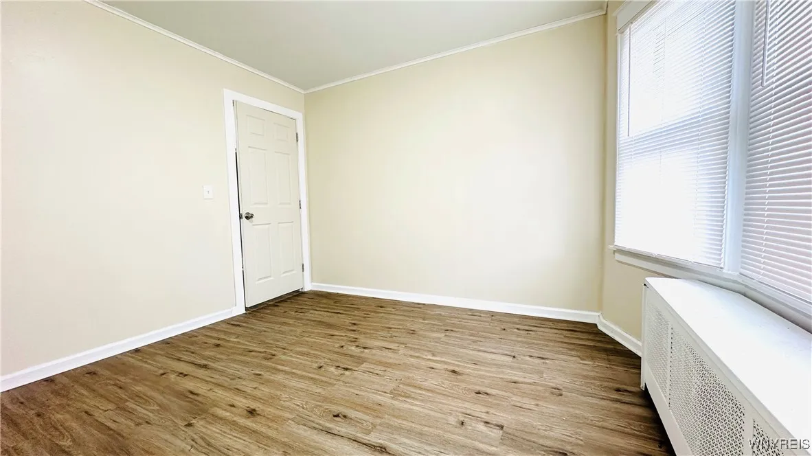 701 Cedar Avenue, Niagara Falls, New York 14301, Niagara Falls, New York 14301, 4 Bedrooms Bedrooms, 9 Rooms Rooms,1 BathroomBathrooms,Residential Lease,For Rent,701 Cedar Avenue, Niagara Falls, New York 14301,0,B1650752