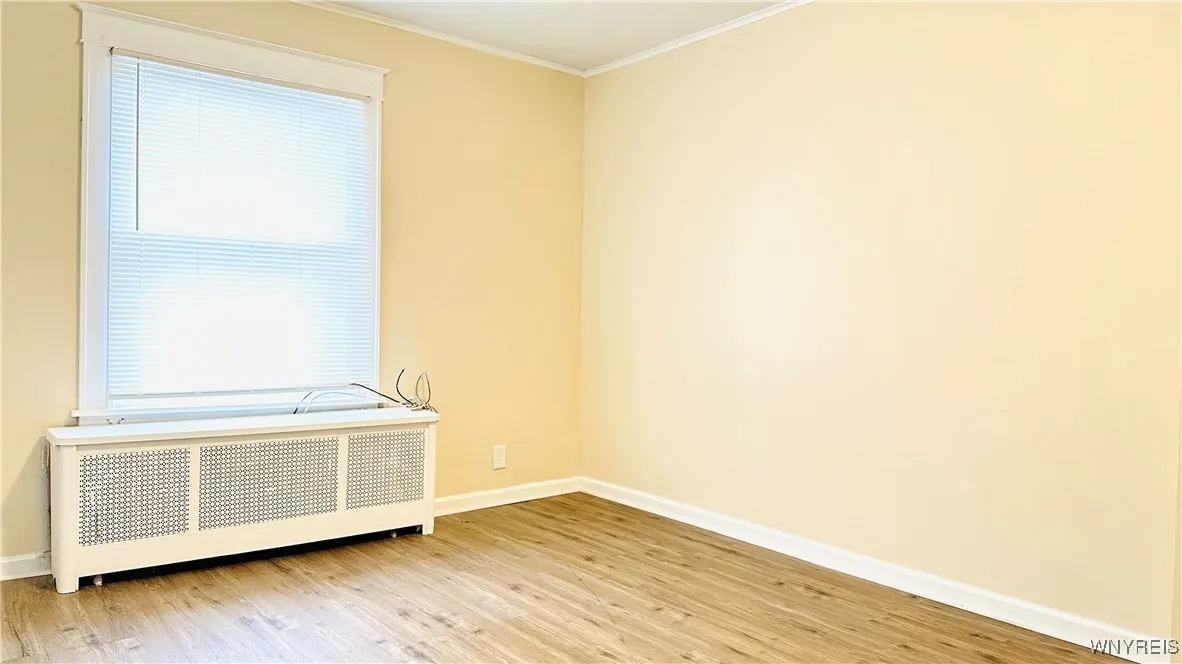 701 Cedar Avenue, Niagara Falls, New York 14301, Niagara Falls, New York 14301, 4 Bedrooms Bedrooms, 9 Rooms Rooms,1 BathroomBathrooms,Residential Lease,For Rent,701 Cedar Avenue, Niagara Falls, New York 14301,0,B1650752