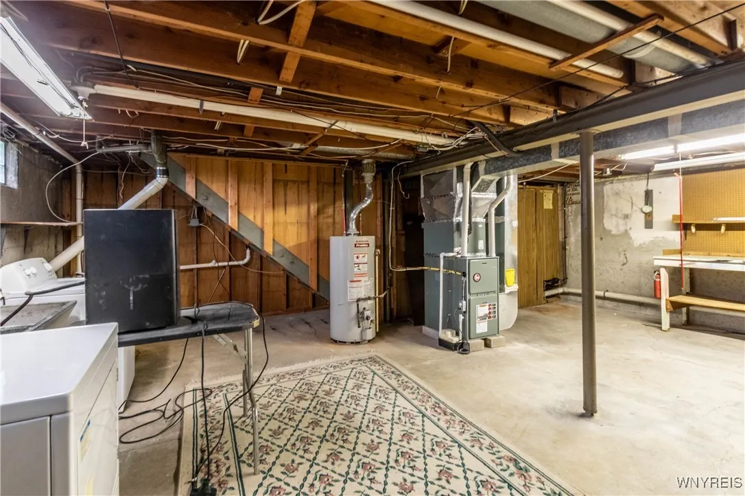 82 Penarrow Drive, Tonawanda, New York 14150, Tonawanda, New York 14150, 3 Bedrooms Bedrooms, 5 Rooms Rooms,1 BathroomBathrooms,Residential,For Sale,82 Penarrow Drive, Tonawanda, New York 14150,0,B1647519