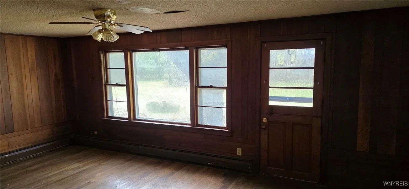 4610 Christian Drive, Clarence, New York 14031, Clarence, New York 14031, 3 Bedrooms Bedrooms, 6 Rooms Rooms,2 BathroomsBathrooms,Residential,For Sale,4610 Christian Drive, Clarence, New York 14031,0,B1649525