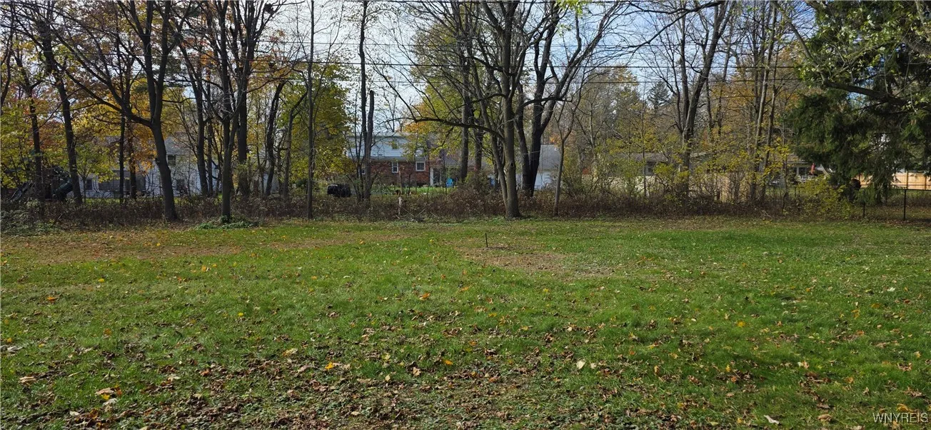 4610 Christian Drive, Clarence, New York 14031, Clarence, New York 14031, 3 Bedrooms Bedrooms, 6 Rooms Rooms,2 BathroomsBathrooms,Residential,For Sale,4610 Christian Drive, Clarence, New York 14031,0,B1649525