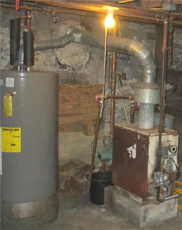 984 Clifford Avenue, Rochester, New York 14621, Rochester, New York 14621, 4 Bedrooms Bedrooms, 7 Rooms Rooms,1 BathroomBathrooms,Residential,For Sale,984 Clifford Avenue, Rochester, New York 14621,0,R1650734