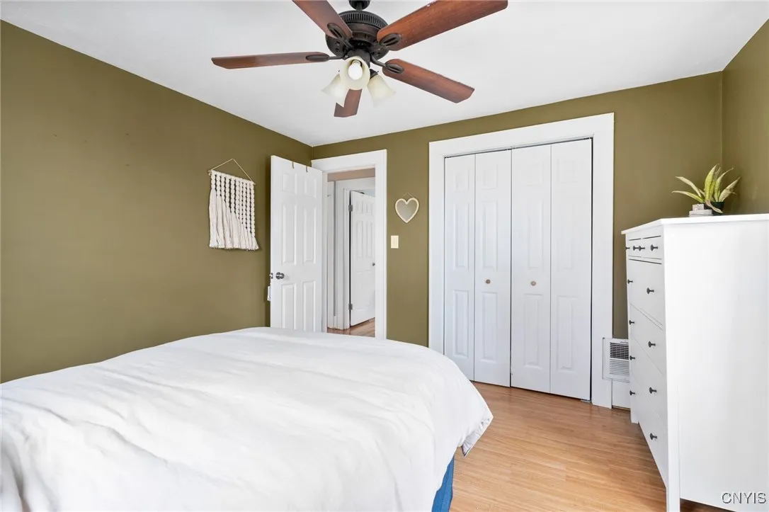 209 Mackay Avenue, Camillus, New York 13219, Camillus, New York 13219, 4 Bedrooms Bedrooms, 8 Rooms Rooms,2 BathroomsBathrooms,Residential,For Sale,209 Mackay Avenue, Camillus, New York 13219,0,S1650348