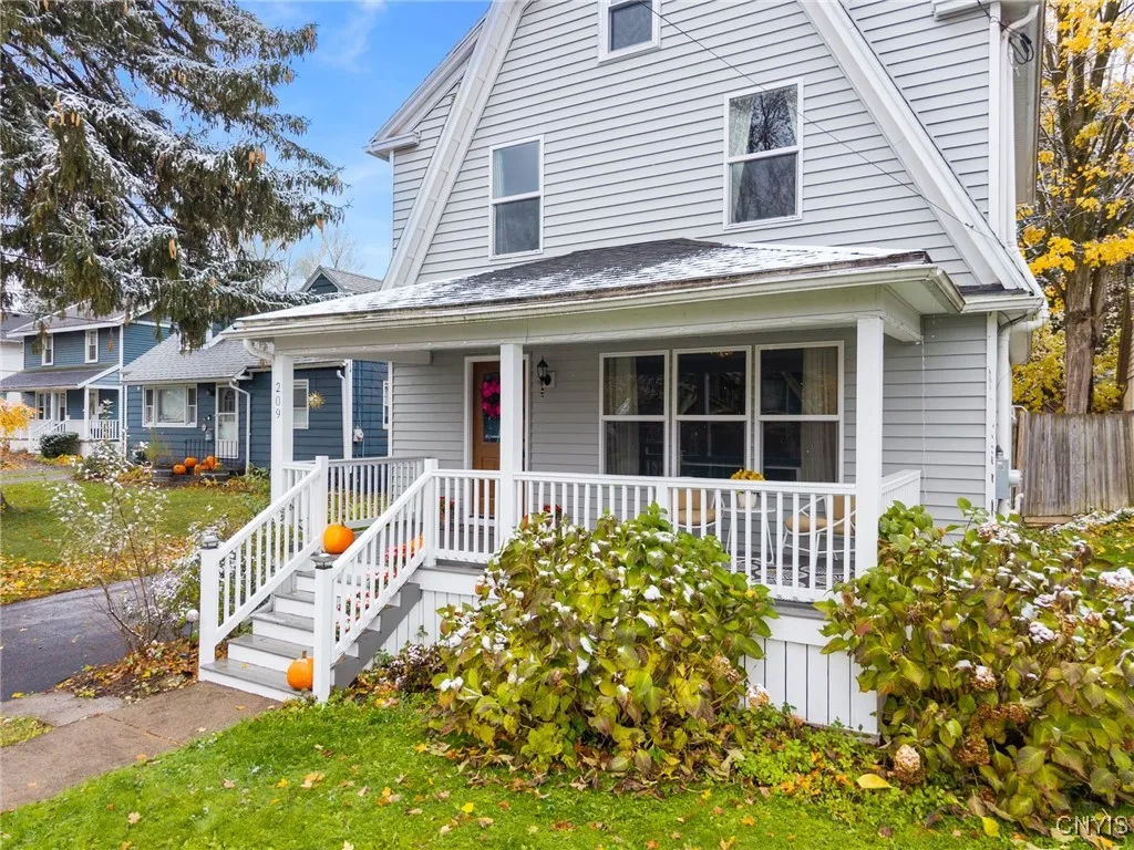 209 Mackay Avenue, Camillus, New York 13219, Camillus, New York 13219, 4 Bedrooms Bedrooms, 8 Rooms Rooms,2 BathroomsBathrooms,Residential,For Sale,209 Mackay Avenue, Camillus, New York 13219,0,S1650348