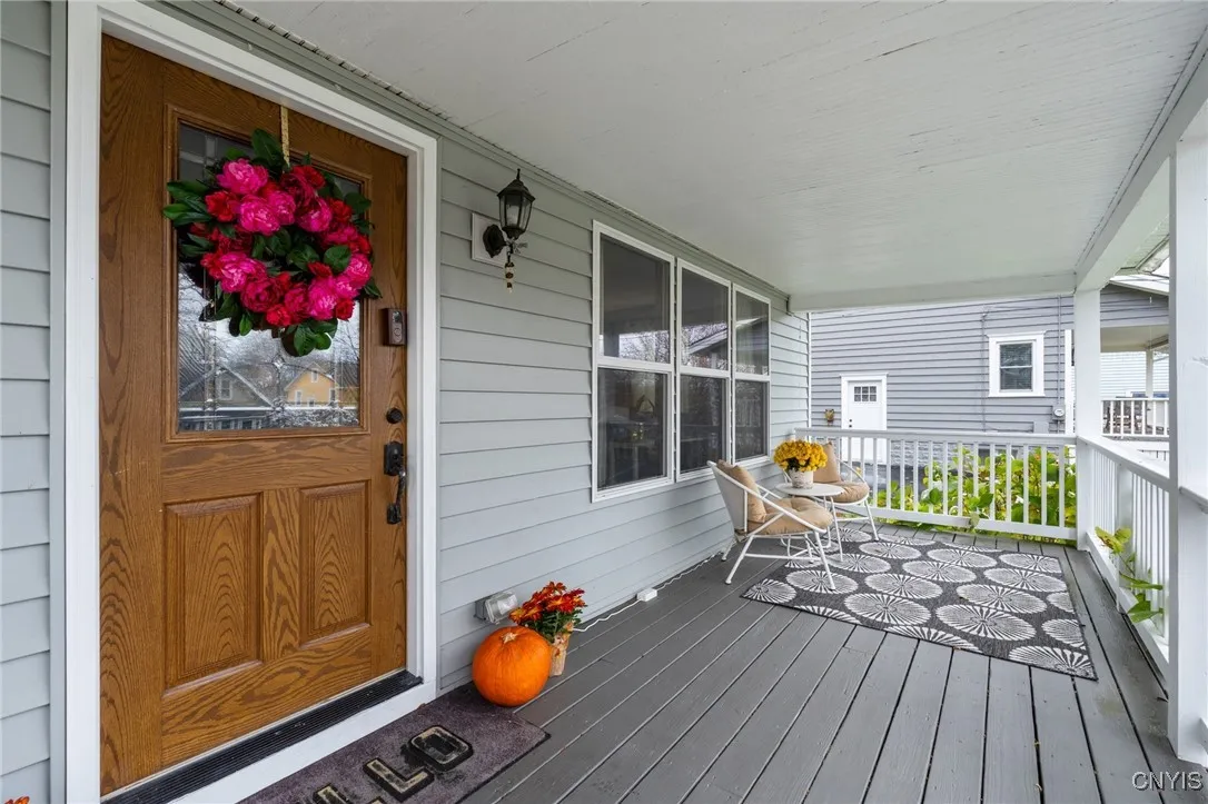 209 Mackay Avenue, Camillus, New York 13219, Camillus, New York 13219, 4 Bedrooms Bedrooms, 8 Rooms Rooms,2 BathroomsBathrooms,Residential,For Sale,209 Mackay Avenue, Camillus, New York 13219,0,S1650348