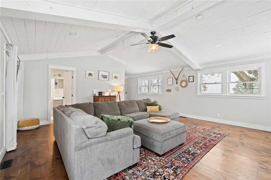 8048 Lasher Road, Throop, New York 13140, Throop, New York 13140, 3 Bedrooms Bedrooms, 8 Rooms Rooms,3 BathroomsBathrooms,Residential,For Sale,8048 Lasher Road, Throop, New York 13140,0,R1645130