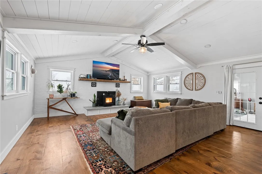 8048 Lasher Road, Throop, New York 13140, Throop, New York 13140, 3 Bedrooms Bedrooms, 8 Rooms Rooms,3 BathroomsBathrooms,Residential,For Sale,8048 Lasher Road, Throop, New York 13140,0,R1645130