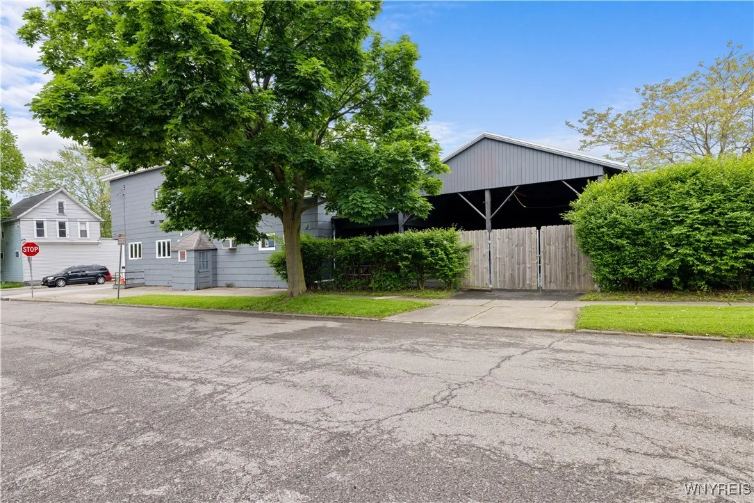 84 Reiman Street, Buffalo, New York 14206, Buffalo, New York 14206, ,Commercial Lease,For Rent,84 Reiman Street, Buffalo, New York 14206,0,B1648478