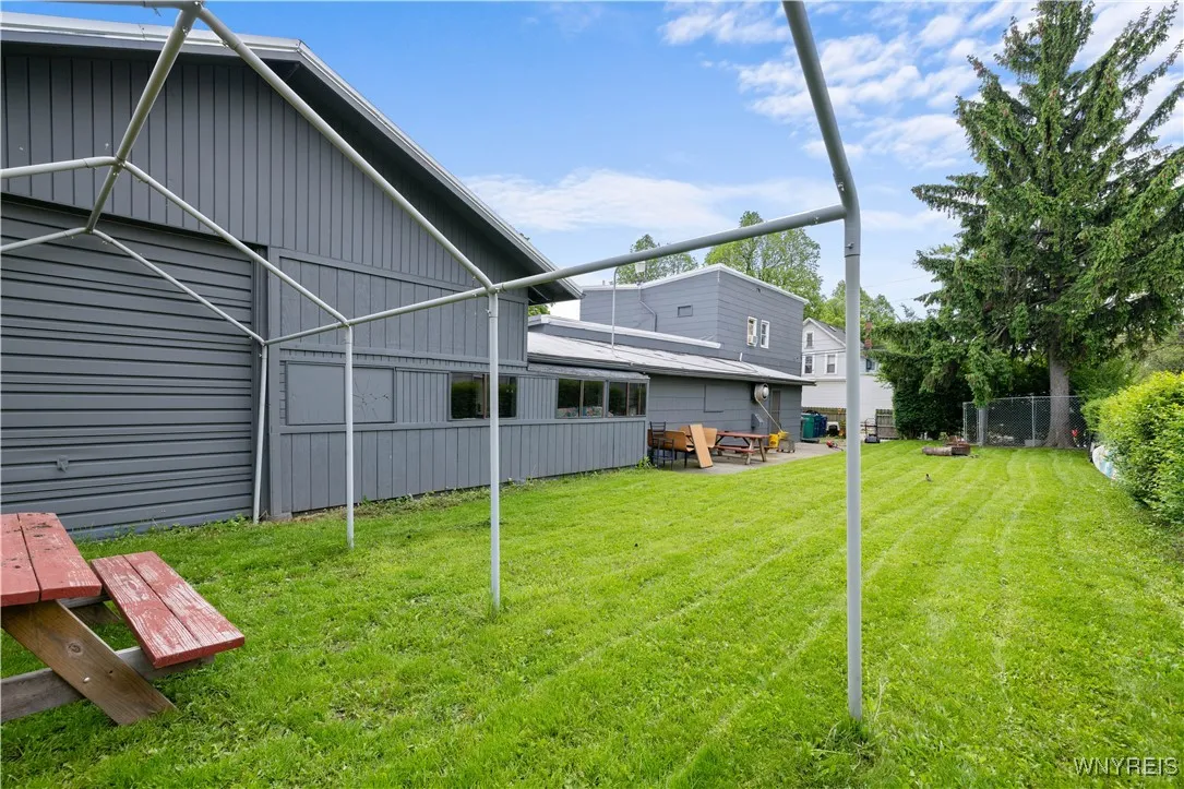84 Reiman Street, Buffalo, New York 14206, Buffalo, New York 14206, ,Commercial Lease,For Rent,84 Reiman Street, Buffalo, New York 14206,0,B1648478