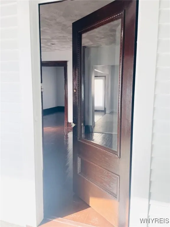 280 Esser Avenue, Buffalo, New York 14207, Buffalo, New York 14207, 3 Bedrooms Bedrooms, 5 Rooms Rooms,1 BathroomBathrooms,Residential,For Sale,280 Esser Avenue, Buffalo, New York 14207,0,B1650779