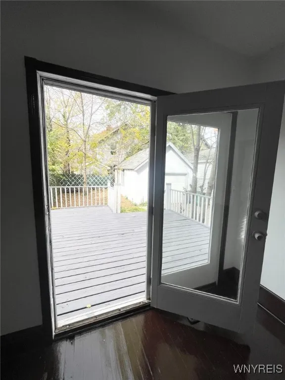 280 Esser Avenue, Buffalo, New York 14207, Buffalo, New York 14207, 3 Bedrooms Bedrooms, 5 Rooms Rooms,1 BathroomBathrooms,Residential,For Sale,280 Esser Avenue, Buffalo, New York 14207,0,B1650779