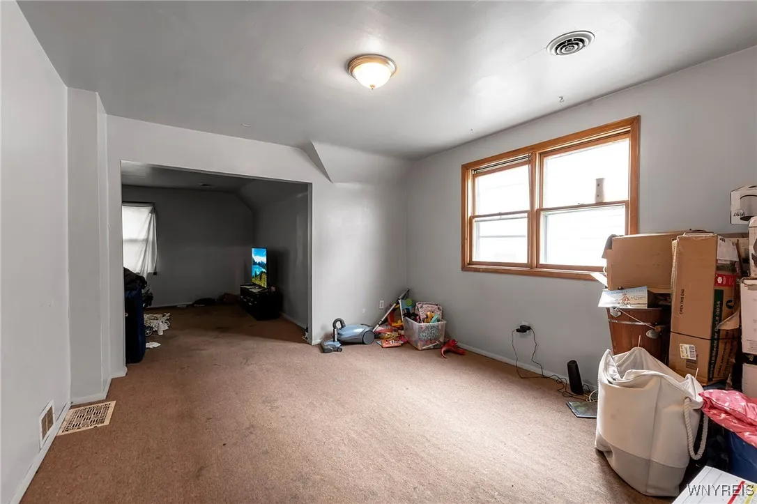 62 Pine Ridge Road, Cheektowaga, New York 14211, Cheektowaga, New York 14211, 4 Bedrooms Bedrooms, ,2 BathroomsBathrooms,Residential,For Sale,62 Pine Ridge Road, Cheektowaga, New York 14211,0,B1650697