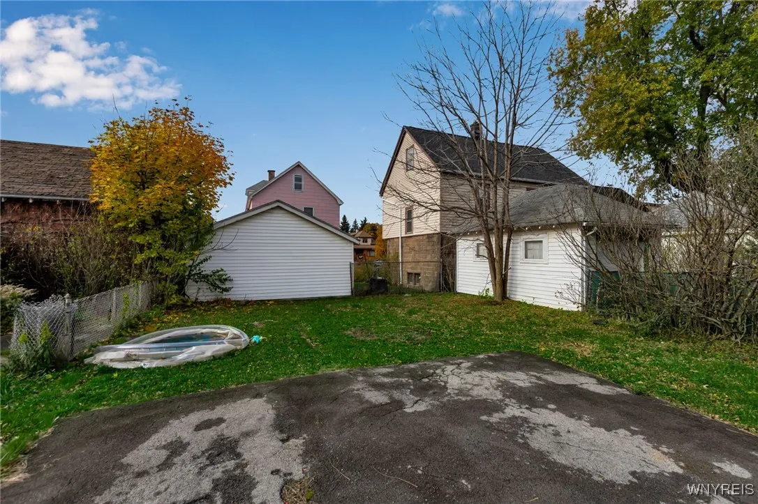 62 Pine Ridge Road, Cheektowaga, New York 14211, Cheektowaga, New York 14211, 4 Bedrooms Bedrooms, ,2 BathroomsBathrooms,Residential,For Sale,62 Pine Ridge Road, Cheektowaga, New York 14211,0,B1650697