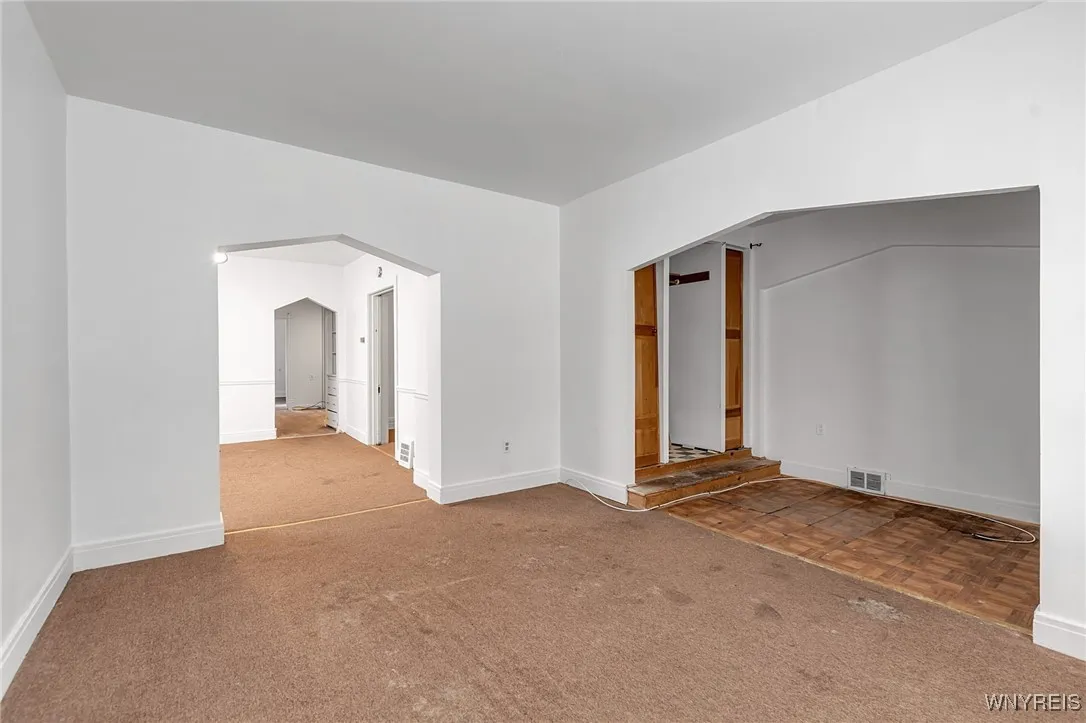 62 Pine Ridge Road, Cheektowaga, New York 14211, Cheektowaga, New York 14211, 4 Bedrooms Bedrooms, ,2 BathroomsBathrooms,Residential,For Sale,62 Pine Ridge Road, Cheektowaga, New York 14211,0,B1650697